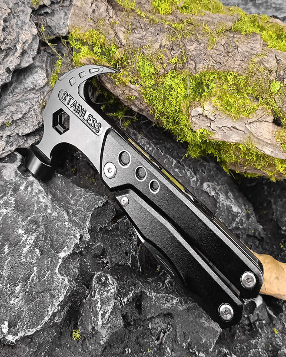 Outdoor Multifunctional Survival Hammer for Outdoor Adventures